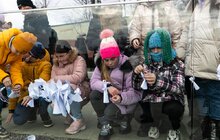 Фото 33: Сотні паперових ангеликів розмістили на Меморіалі Небесної Сотні у Львові