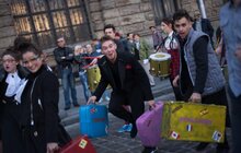 Фото 4: Карнавальною ходою у Львові розпочався «Золотий Лев на вулиці – 2017»