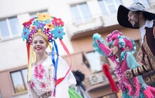 Фото 9: Карнавальною ходою у Львові розпочався «Золотий Лев на вулиці – 2017»