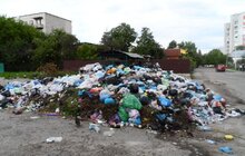 Фото 35: У місті 265 майданчиків, де ситуація з вивезенням сміття критична 