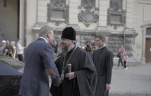 Фото 1: Блаженніший Епіфаній залишив запис у Книзі почесних гостей Львова
