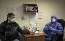 Фото 3: Результати першого дня тестування водіїв АТП № 1: зі 100 водіїв у трьох виявили підозру на коронавірус