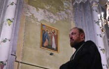 Фото 8: На стінах храму св. Іоана Золотоустого виявили розписи Юліана Крупського: реставратори розпочинають розкриття орнаментів (відео)
