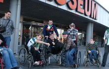 Фото 4: Молоді львів’яни з особливими потребами побували на матчі чвертьфіналу Кубка України з футболу в Донецьку
