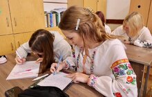 Фото 14: Хто і де цьогоріч у Львові писав Радіодиктант національної єдності (фото/відео)