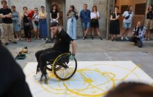 Фото 7: Пʼєса, написана воїном, та картина, намальована кріслом колісним: як арттерапія допомагає ветеранам відновлюватись після травм війни (відео)