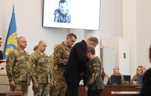 Фото 2: У мерії Львова 25 львів’ян посмертно нагородили «Почесним знаком Святого Юрія» за оборону Незалежності України (фото)