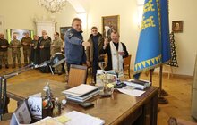 Фото 12: У Львові військові капелани освятили воду: її впродовж дня можуть набрати усі охочі (фото/відео)