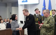 Фото 12: У мерії Львова посмертно нагородили львів'ян, які боронили незалежність України