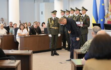 Фото 1: У День Незалежності у Львові 34 військових посмертно нагородили «Почесним знаком святого Юрія» (фото/відео)