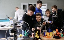 Фото 3: У Львові відкрили сучасний профорієнтаційний хаб, де школярі можуть спробувати себе у різних професіях (відео)