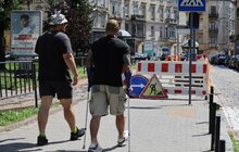 Фото 12: Зупинку на пл. Соборній роблять доступною: трамваї №3 та №8 тимчасово змінили кінцеву зупинку (відео)