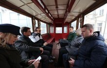 Фото 13: Швейцарія безоплатно передасть Львову 11 трамваїв: сьогодні у мерії підписали угоду