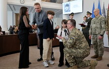 Фото 12: У Львові до Дня українського добровольця 35 захисників посмертно нагородили «Почесним знаком святого Юрія» (фото/відео)