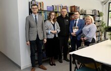 Фото 9: Фотостудія, майстерня для шиття і велика тематична книгозбірня: у Львові відкрилась ProFashion бібліотека