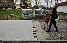 Фото 6: На вул. Стрийській дороблять тротуар, який з’єднає автовокзал і онколікарню (відео)