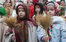Фото 9: На площі Ангелів встановили головного різдвяного дідуха Львова (фото/відео)