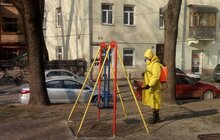 Фото 63: На території Львова проводять миття і дезінфекцію дитячих майданчиків
