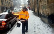 Фото 11: На вулицях Львова працює більше 50 одиниць снігоприбиральної техніки