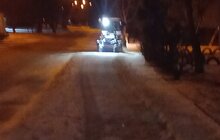 Фото 45: Для посипання доріг від ожеледиці минулої доби використано 513 м3 піскосуміші та 212 м3 солі