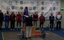 Фото 3: На Чемпіонаті світу з важкої атлетики серед ветеранів вручили перші нагороди 
