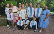 Фото 1: У День усиновлення дитячий будинок сімейного типу Катерини Долгової відзначив десятиріччя