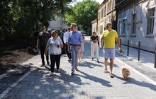 Фото 12: Ремонт вулиці Підрічної завершують, поруч облаштують сквер