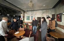 Фото 2: Заклади гостинності в історичній частині міста перевіряють на доступність для маломобільних людей