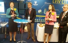 Фото 4: Львів представили на виставці нерухомості у Каннах