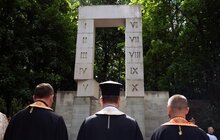 Фото 3: У Львові вшанували пам’ять розстріляних професорів на Вулецьких пагорбах