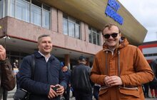 Фото 10: На площі перед Центром Довженка у Львові урочисто підняли Державний прапор