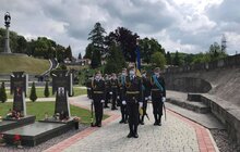 Фото 4: У Львові вшанували Героїв України