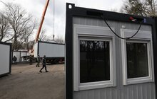 Фото 4: Тимчасові модульні містечка для українців, які рятуються від війни у Львові: фото