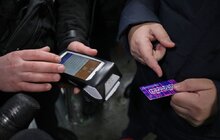 Фото 4: Від сьогодні власники пільгових транспортних карток можуть валідувати проїзд у громадському транспорті