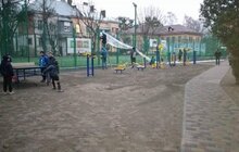 Фото 2: Від сьогодні на вул Тернопільській працює відновлений спортивний майданчик