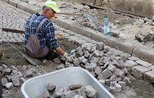 Фото 3: Дорогу на вул. Ференца Ліста перемостили вже на 80%: завершення відтермінували через роботи на каналізації