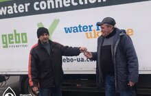 Фото 1: Львіводоканал передав своїм колегам з Херсону автомобілі, насоси та модулі для очистки води