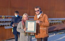 Фото 10: На Меморіалі Героїв Небесної сотні підняли синьо-жовтий стяг та привітали волонтерів з їхнім днем