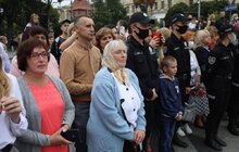 Фото 8: У Львові відбулись урочистості з нагоди Дня поліції та посвячення в захисники правопорядку випускників університету внутрішніх справ
