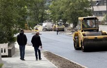 Фото 2: Вулиця Залізнична вже з верхнім шаром асфальту від квазікільця на вул. Шевченка до вул. Ясної