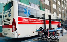Фото 6: Перший в Україні реанімаційний автобус евакуював за кордон пацієнтів з львівських лікарень