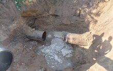 Фото 2: Аварійна бригада працювала всю ніч: до вечора відновити водопостачання планують до усіх помешкань