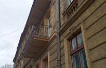 Фото 6: У будинку на вул. Джерельна, 43 відновили балкон, який обвалився влітку