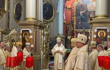 Фото 1: Згромадження сестер милосердя святого Вікентія УГКЦ відзначає 100-річчя з дня заснування