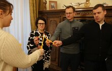 Фото 3: Пластуни передали громаді Львова Вифлеємський вогонь миру