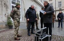 Фото 1: Львівським військовим передали чотири прилади протидії ворожим дронам