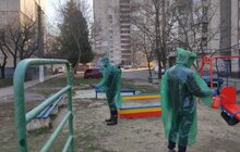 Фото 9: На території Львова проводять миття і дезінфекцію дитячих майданчиків