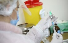 Фото 15: У Львові продовжують вакцинувати людей, які забезпечують роботу міста