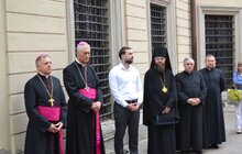 Фото 15: У Львові запрацював унікальний мобільний музей з особистими речами святого Івана Павла ІІ