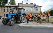 Фото 6: На вул. Митрополита Андрея завершується ремонт дороги: вже замінили дорожнє покриття, тривають роботи на тротуарах
